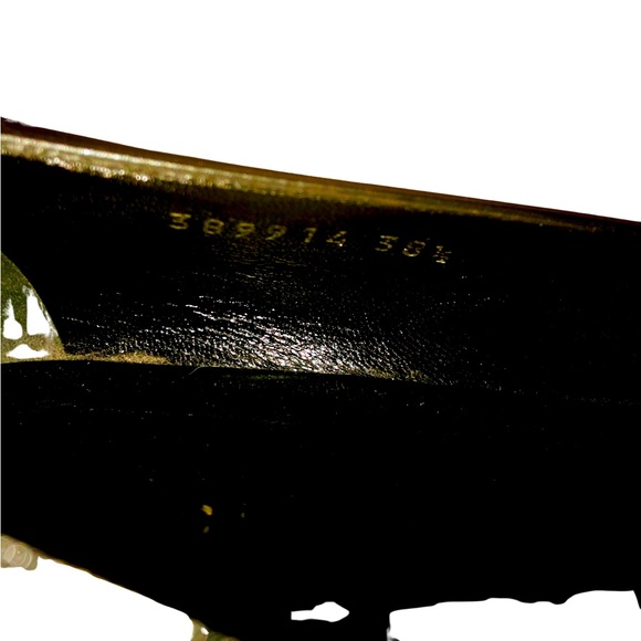 💛💛WEEKEND SALE💚💚GUCCI❤️❤️SIGNATURE LOAFERS💙💙 - Picture 3 of 5